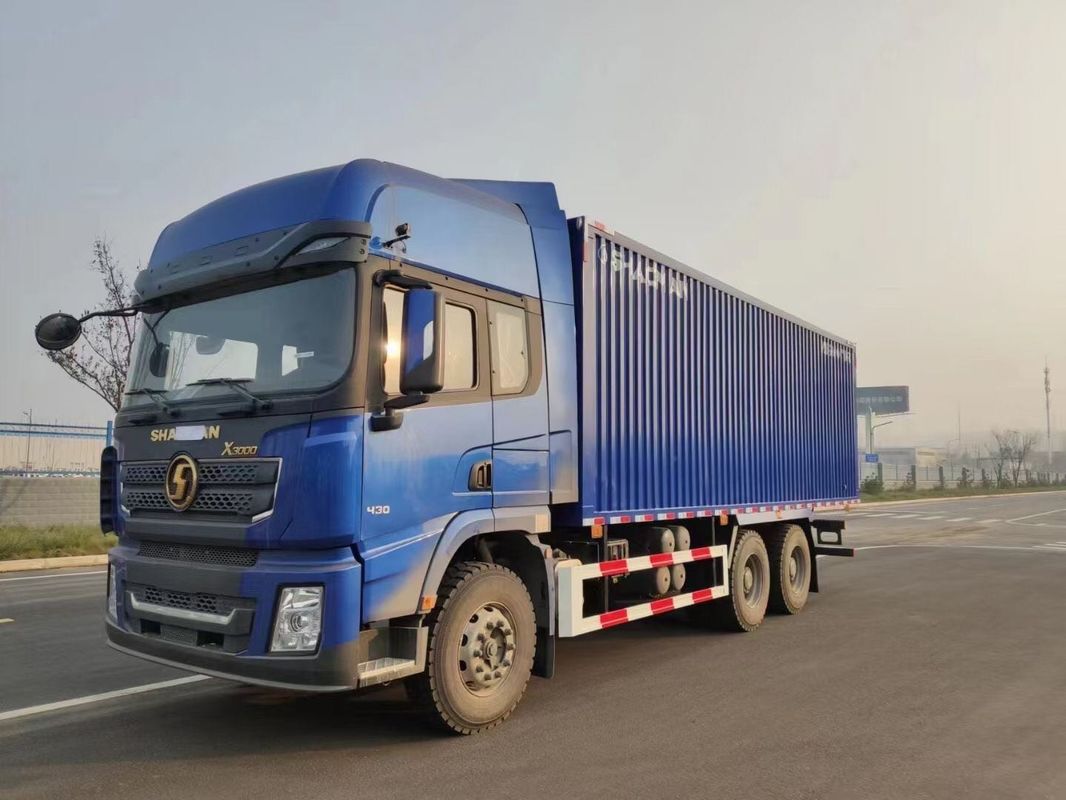 SHACMAN Wing Van Truck X3000 8x4 380 PS 10 Rad-Wing Van Schwerlastwagen Transport