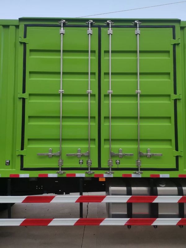Grüner 6x4 Lieferwagen SHACMAN H3000 Großer Lieferwagen 340 PS zur Lieferung