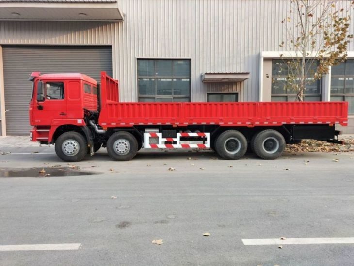 SHACMAN F3000 Lkw 8x4 430 PS Rot-Ven-Lkw für den Komposit-Transport