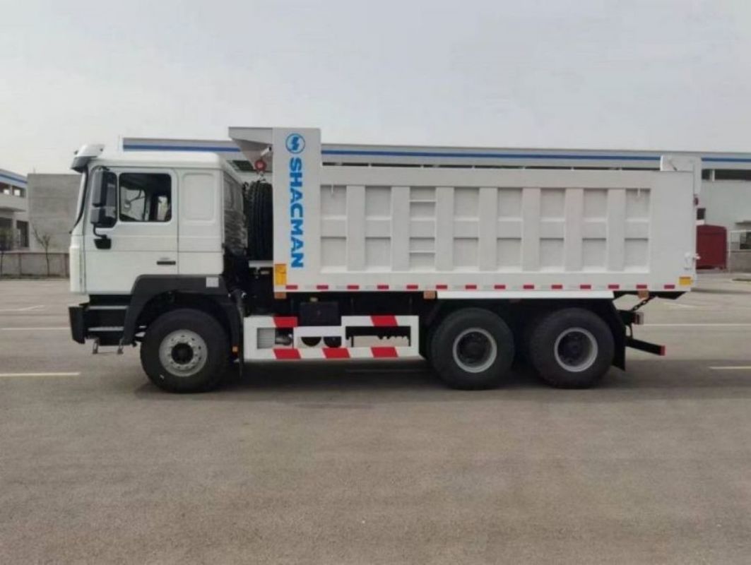 Neuer Schwerlastfahrzeug mit 10 Rädern SHACMAN F3000 6x4 340 PS Euro II Weiß