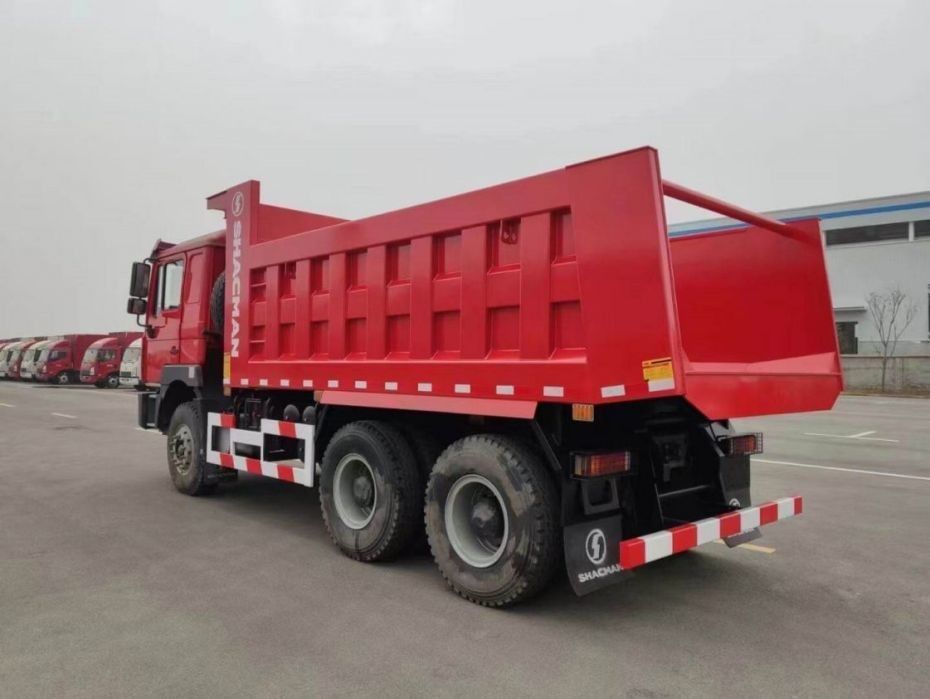 10 Versuche SHACMAN Rot-Dumpper-Lkw F3000 Dump-Lkw Fahrzeug 380HP für den Bergbau