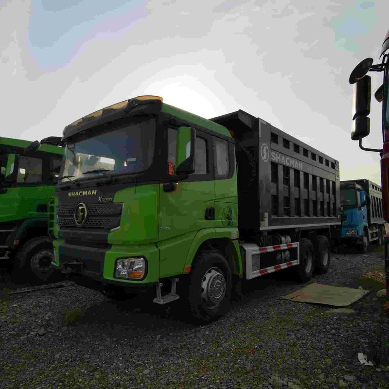 Super Single Reifen Schwerer Dump Truck Dieselmotor Radstand 170 Zoll Länge 25 Fuß