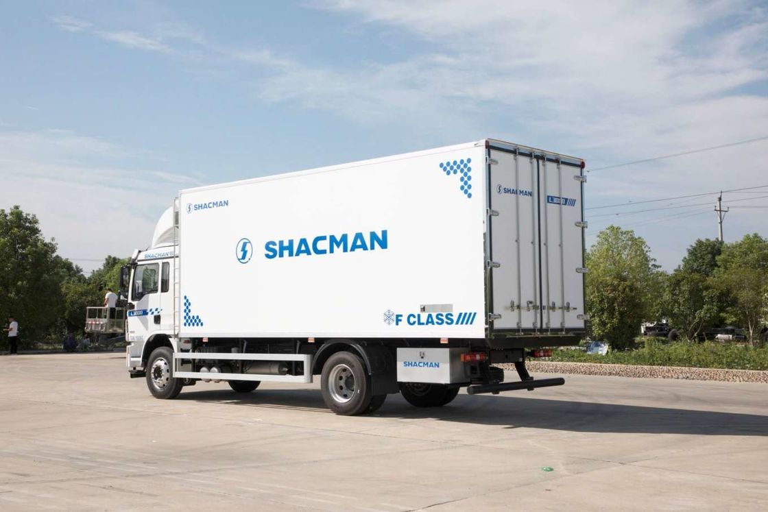 SHACMAN L3000 Lieferwagen Lastwagen 4x2 340 PS Lastwagen 290 PS Euro II Weiß 6 Räder Lastwagen