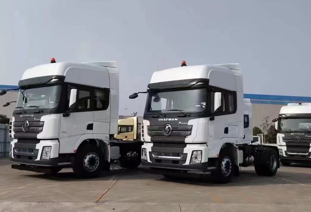 Manueller Getriebewechsel 10 Räder Traktor LKW SHACMAN 430hp X3000 4x2 Doppelschläfer Kabine Traktorkopf