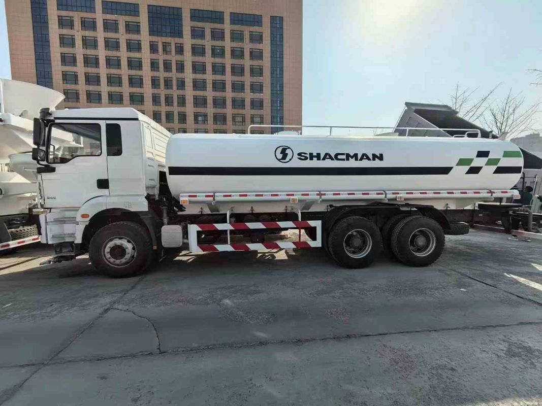 Shacman F3000 6x4 20000 Liter Wasserkapazität Treibstoffbehälter Tankwagen für den Öltransport