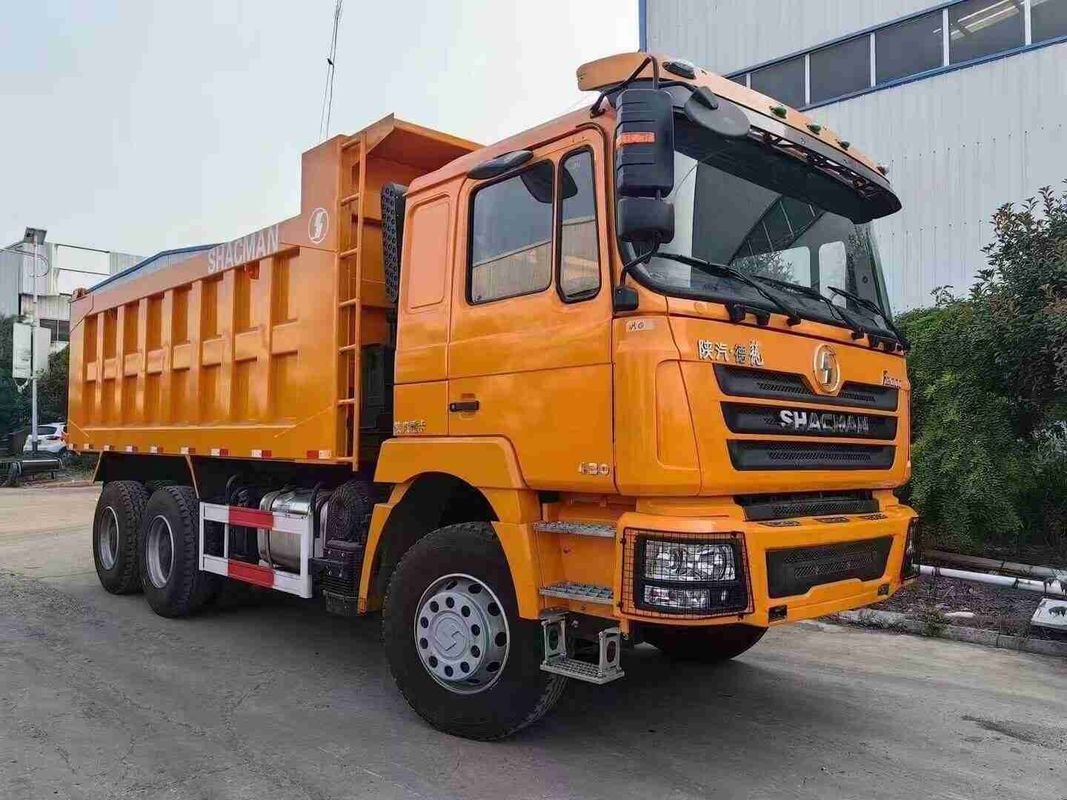 Neon-Rot-Schwerer Müllwagen 20 Kubikmeter Kapazität MAN-Achsen-Kollisionsminderungssystem