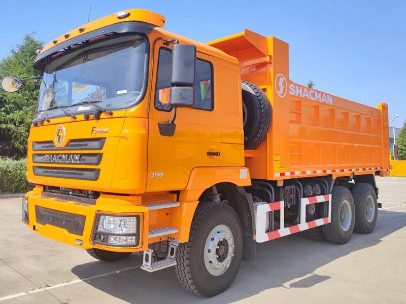 Ein Schleppwagen mit 20 Kubikmeter Schleppkörperkapazität und modernsten Sicherheitsmerkmalen, ein Kollisionsminderungssystem enthalten